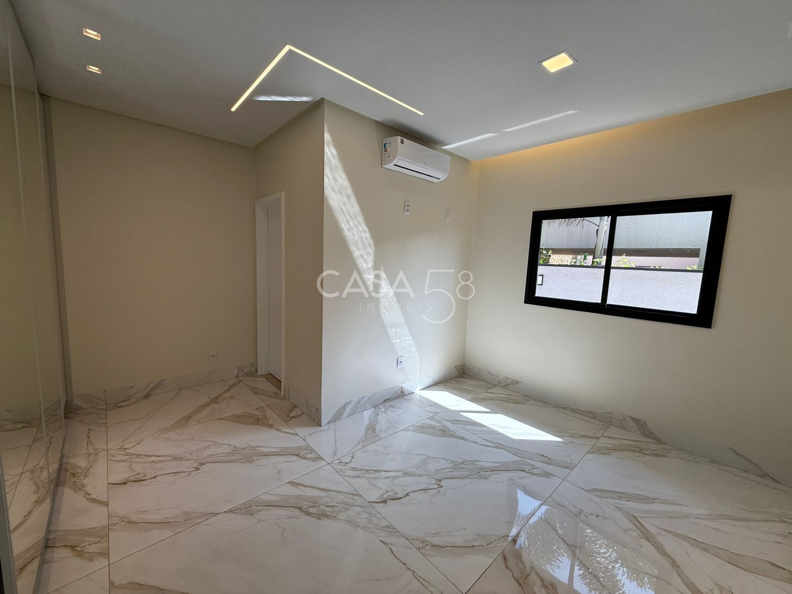 Casa de Luxo à Venda – Condomínio Villaggio Baiocchi | Goiânia