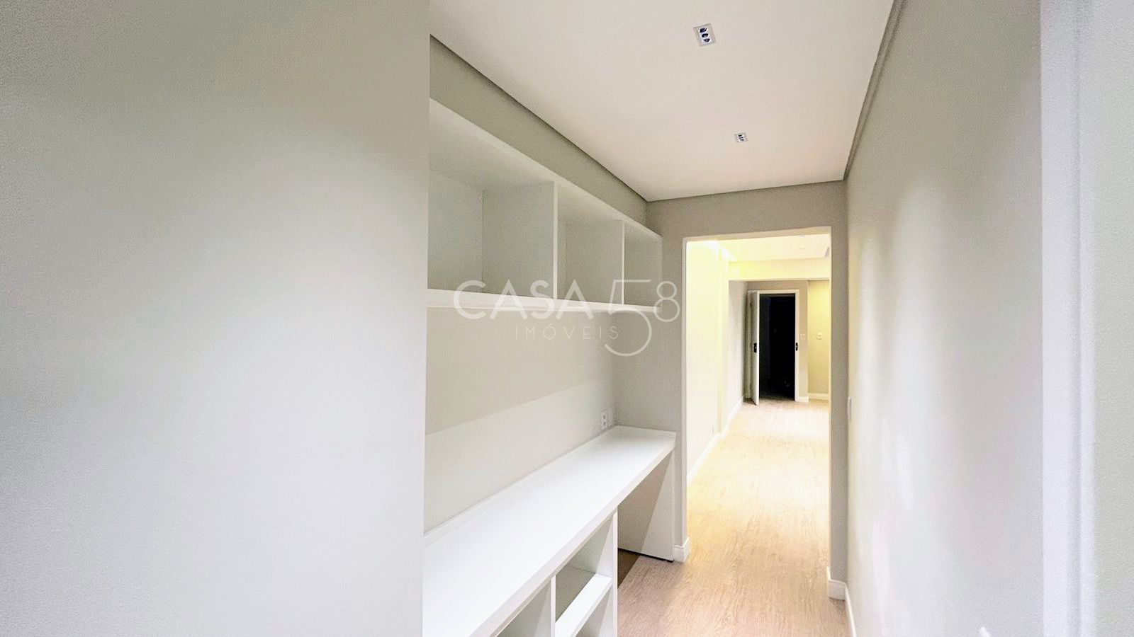 Apartamento à Venda no Edifício Cleveland |2 quartos| Setor Bueno, Goiânia