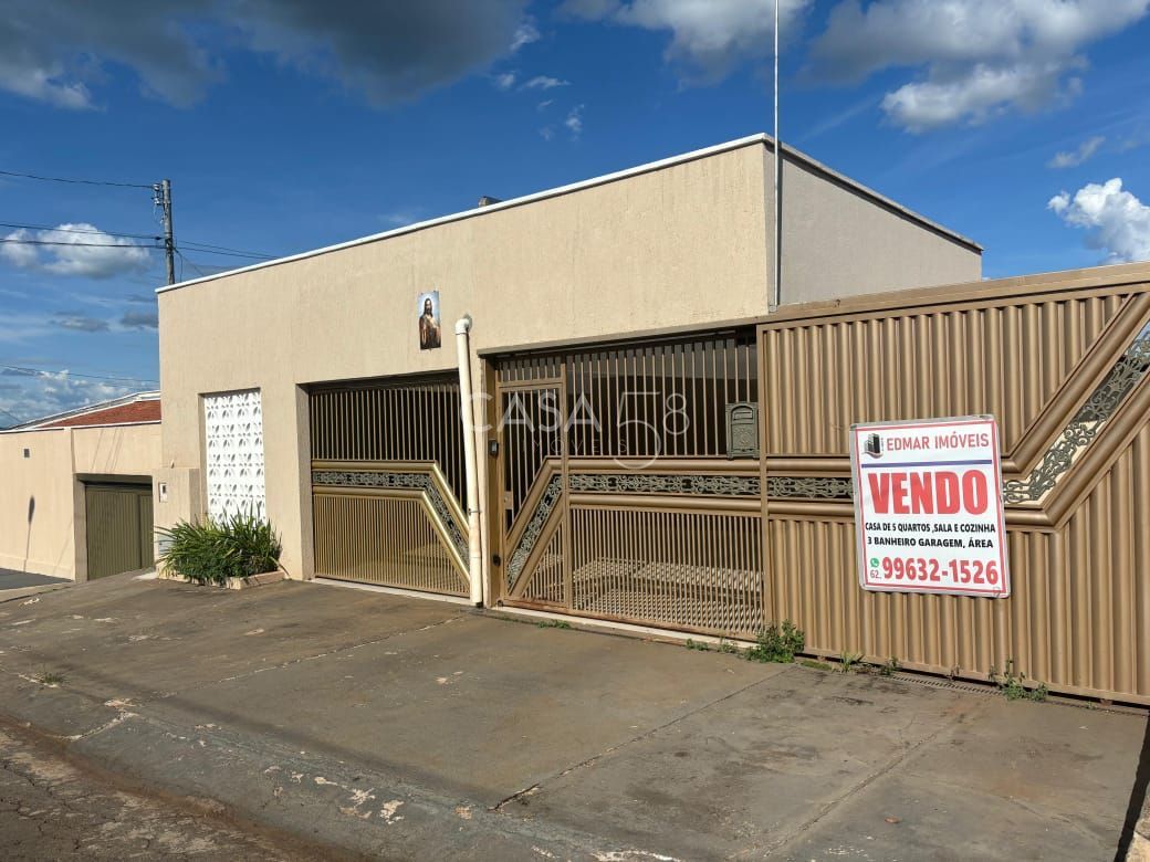 Casa Sobrado, 6 Quartos com closet proximo ao Shoppyng Passeio das Aguas em Goiâ