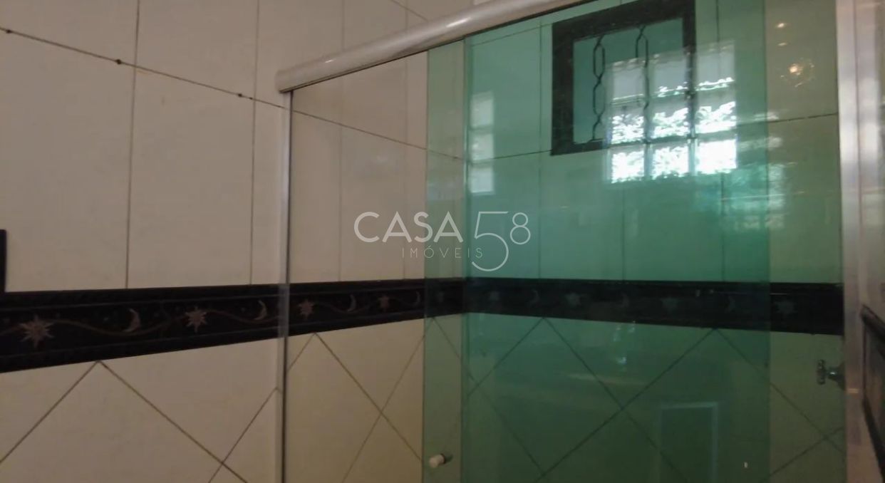 Casa com Piscina à Venda em Goiânia – Próxima ao Shopping Passeio das Águas