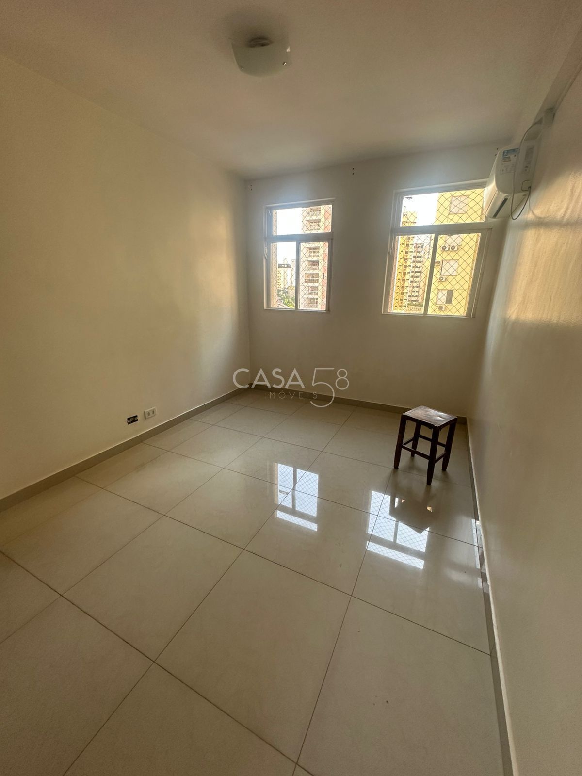 Apartamento à venda no Edifício Ouro Preto – Setor Oeste, Goiânia