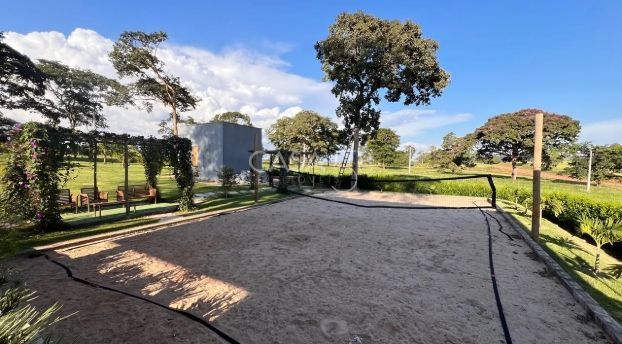 Casa de Campo em condomínio fechado