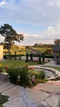 Casa de Campo em condomínio fechado