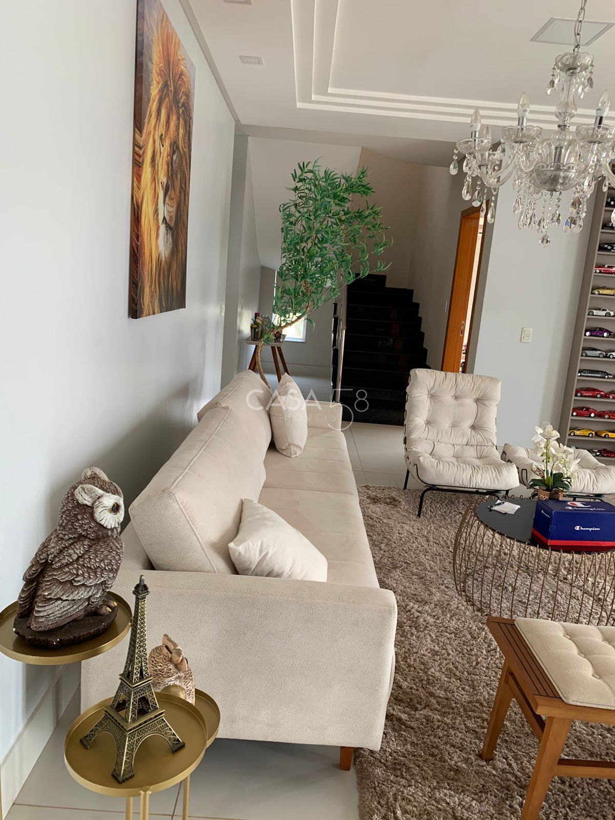 Sobrado de Esquina à Venda no Jardins Madri |3 suites| Piscina | – Goiânia/GO