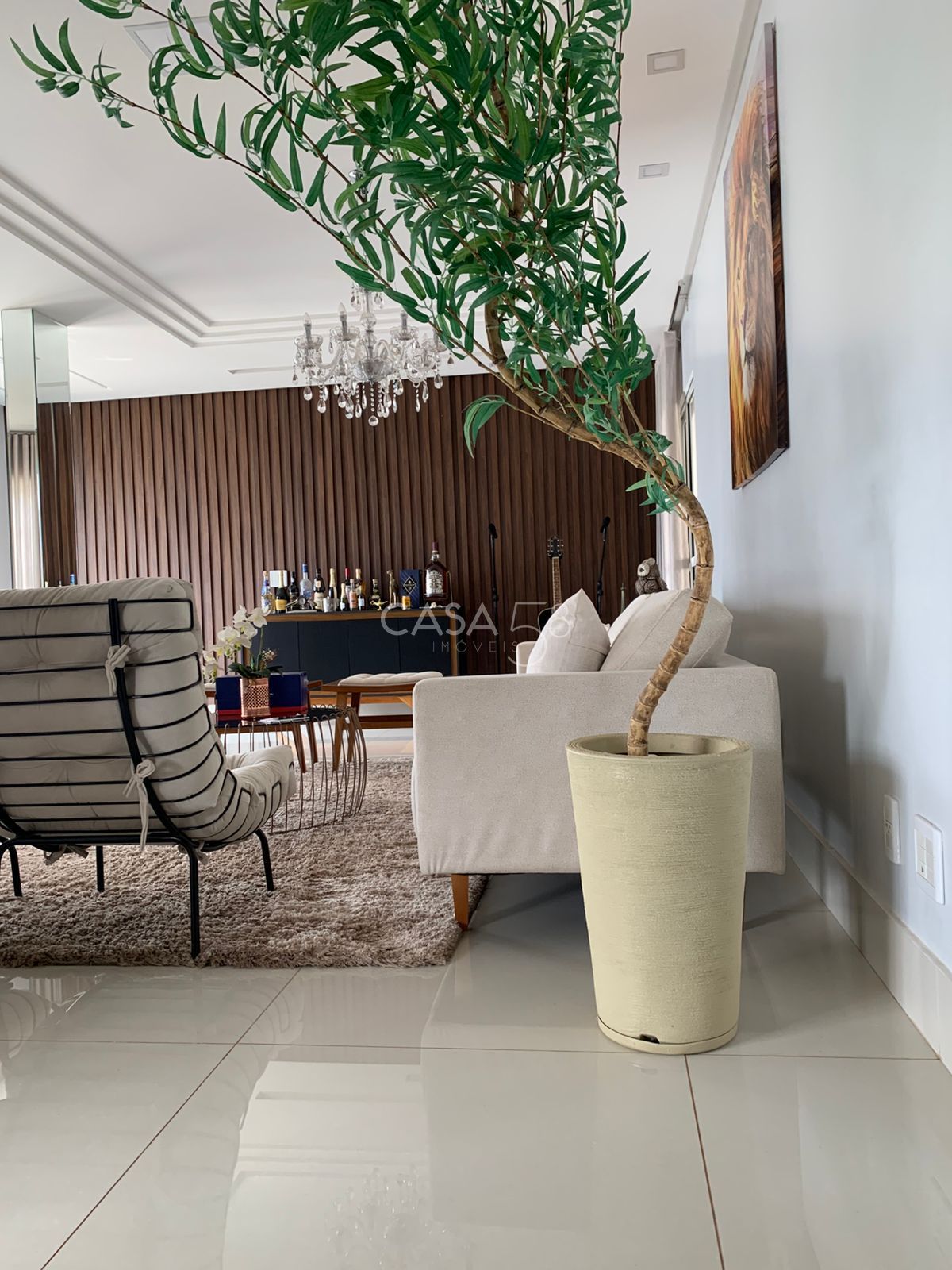 Sobrado de Esquina à Venda no Jardins Madri |3 suites| Piscina | – Goiânia/GO