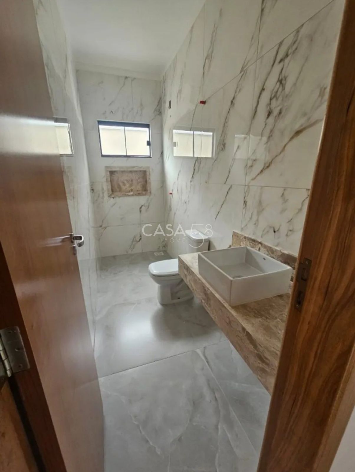 Casa à Venda no Residencial Mirante – Goiânia, Rua RM3