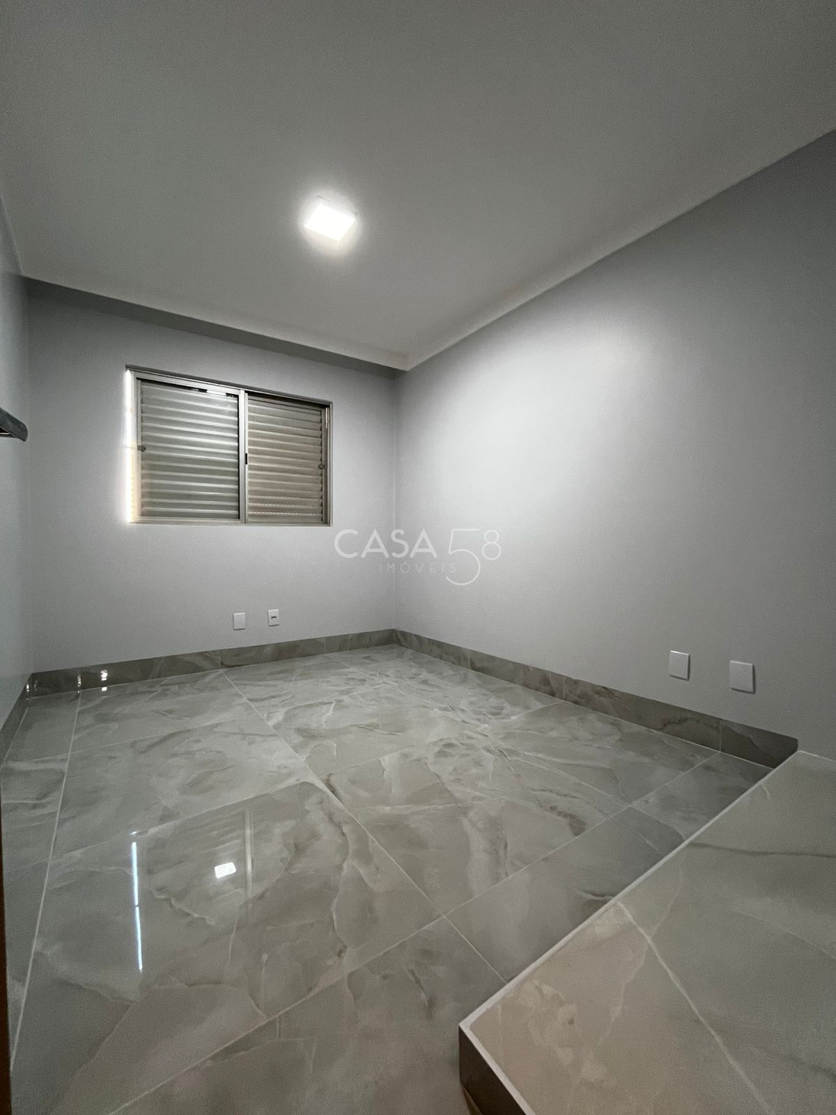 Apartamento à Venda – Edifício Solar Tocantins