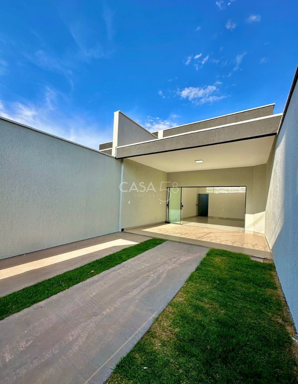 Casa à Venda no Jardim Colorado em Goiânia – Completa e com Acabamento Premium!
