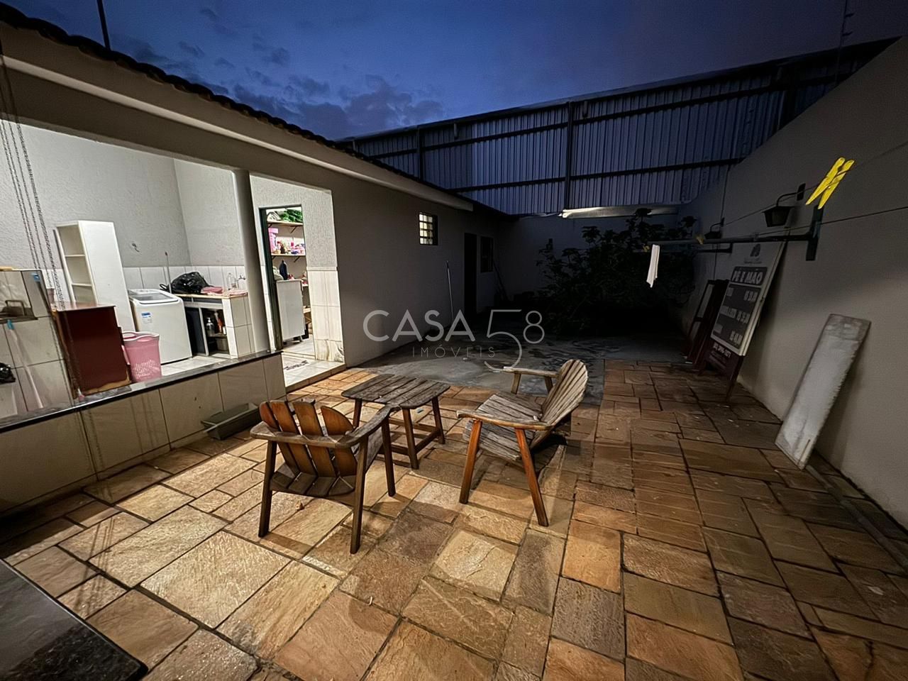 Venda – Sobrado Comercial 260m² – Setor Sudoeste, Goiânia/GO