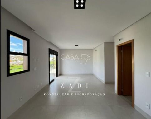 Sobrado no Condomínio Parqville Jacarandá