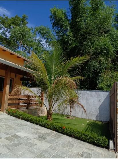 Casa Pirenopolis, 3 Quartos sendo 2 Suites.