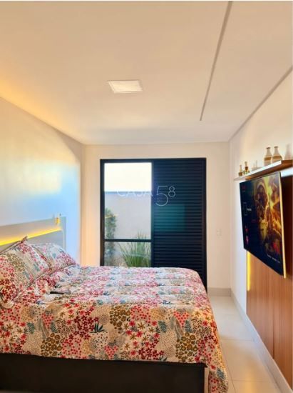 Casa em condominio - Jardins Napóles, 3 quartos sendo 2 suites, 1 master com clo