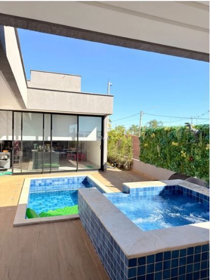 Casa em condominio - Jardins Napóles, 3 quartos sendo 2 suites, 1 master com clo