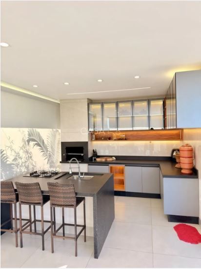 Casa em condominio - Jardins Napóles, 3 quartos sendo 2 suites, 1 master com clo