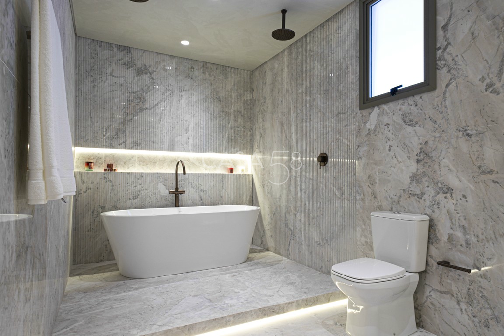 Apartamento 4 dormitórios à venda Jardim Goiás Goiânia/GO