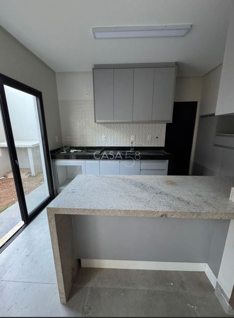 Venda de Sobrados – Condomínio Évora Charm Village