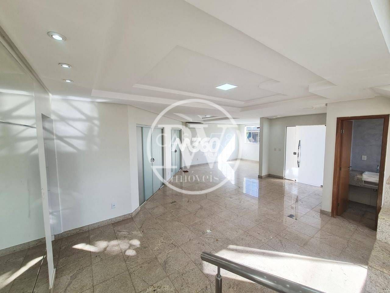 Sobrado à venda, 4 quartos sendo 4 suites, Jardins Milão, Goiânia, GO