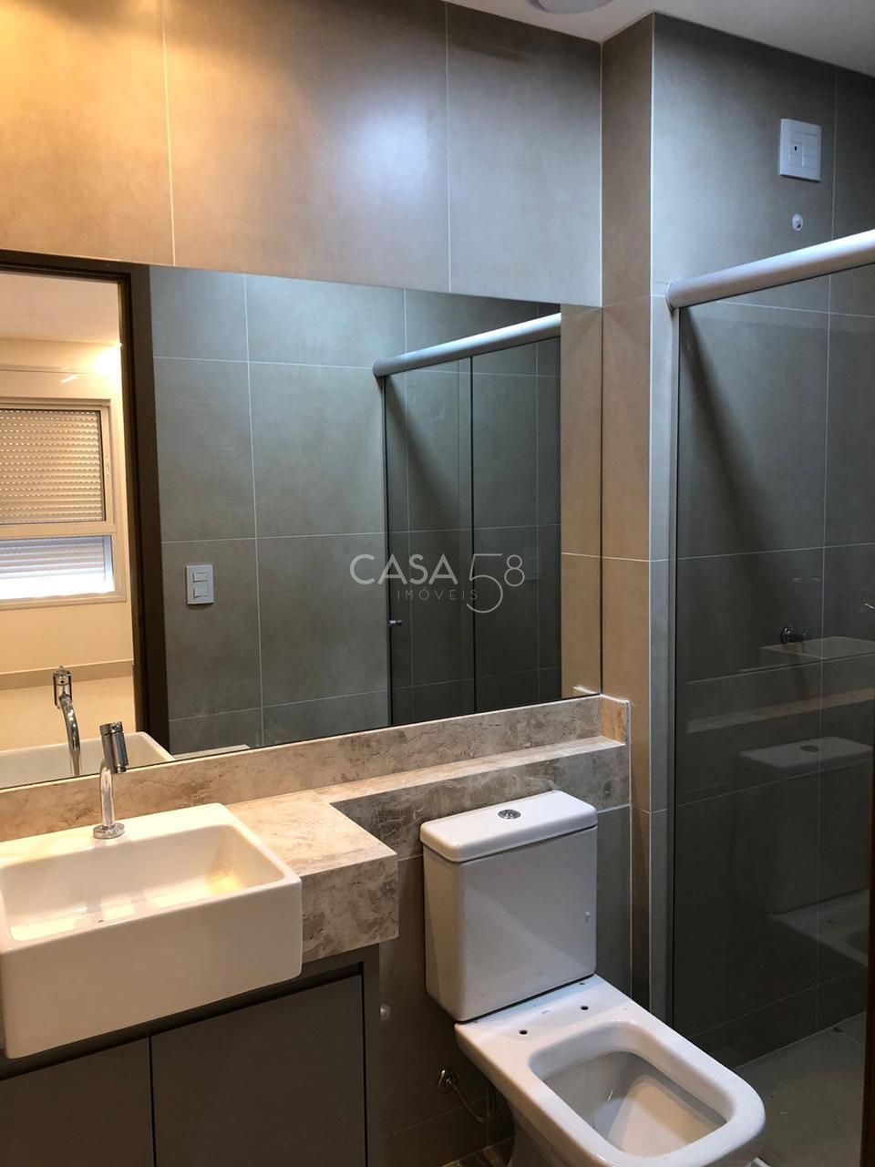ApartamentoSetor Bueno, 2 Quartos sendo 1 suite, andar alto, Goiânia-GO.