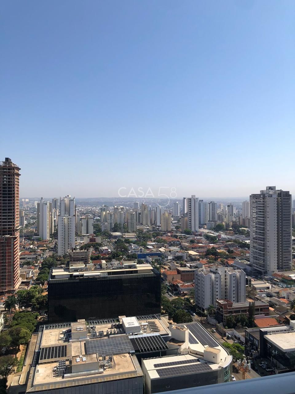 ApartamentoSetor Bueno, 2 Quartos sendo 1 suite, andar alto, Goiânia-GO.