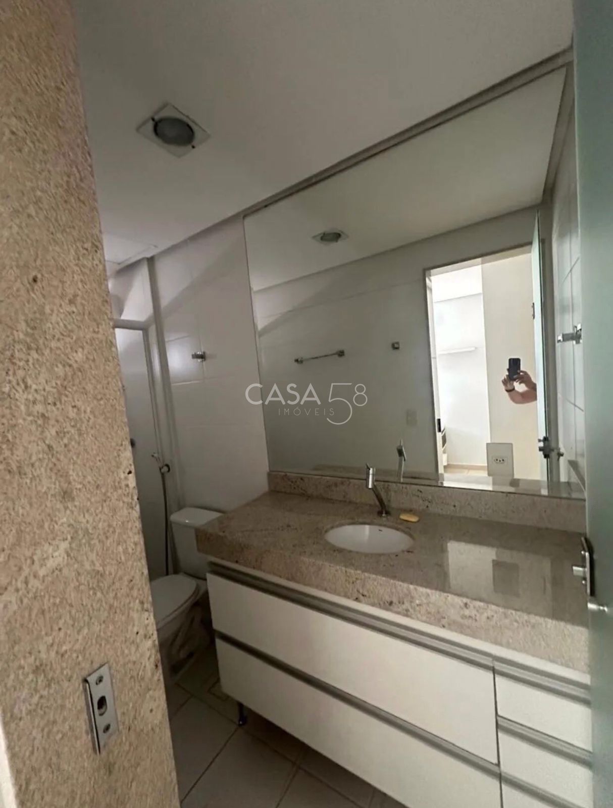 Apartamento Mobiliado à Venda no Square New Home – Setor Bueno, Goiânia