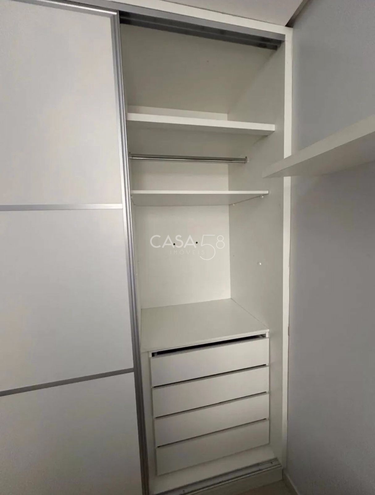 Apartamento Mobiliado à Venda no Square New Home – Setor Bueno, Goiânia