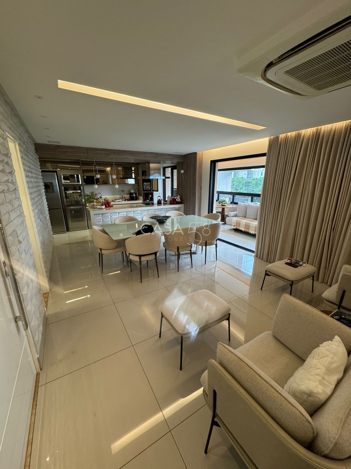 Apartamento à Venda no Premier Vision – 3 Suítes, 150 m² Mobiliado