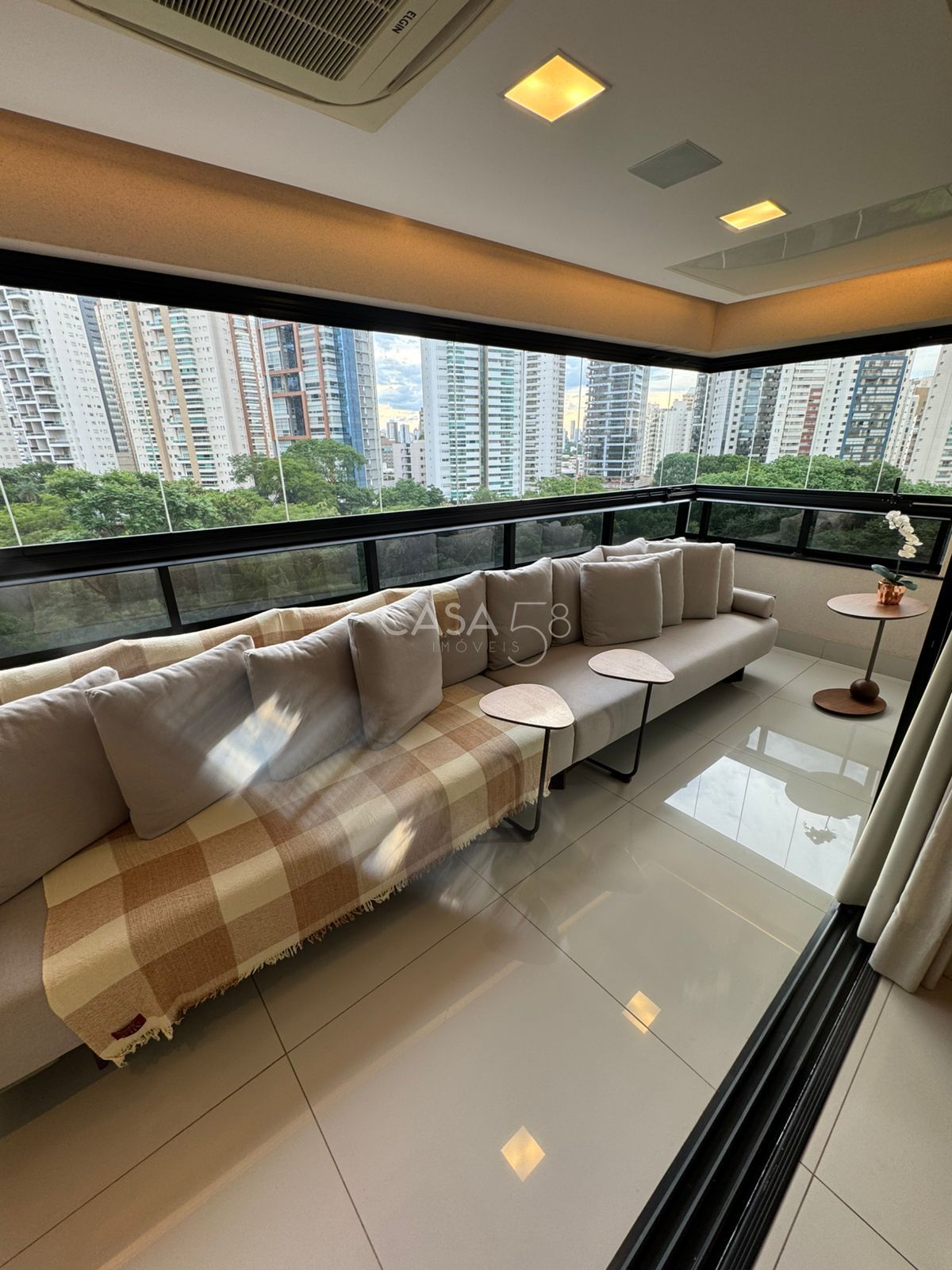 Apartamento à Venda no Premier Vision – 3 Suítes, 150 m² Mobiliado