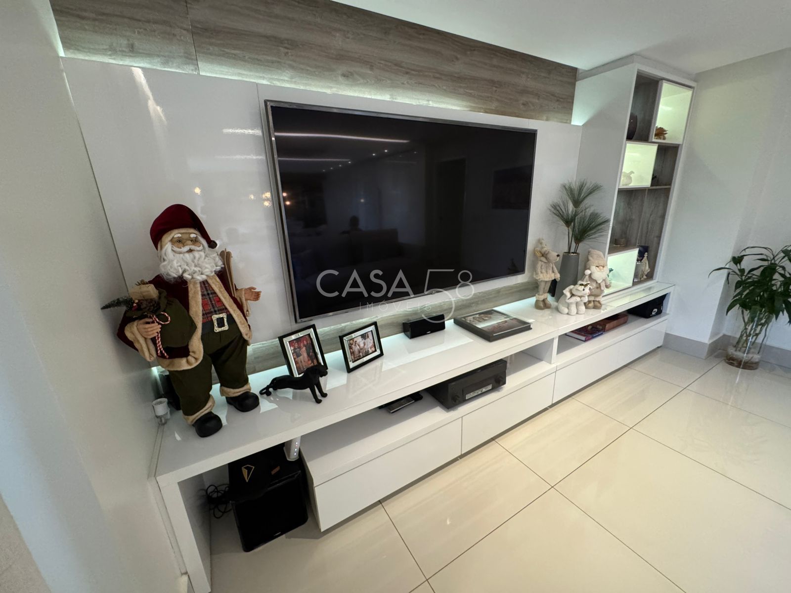 Apartamento à Venda no Premier Vision – 3 Suítes, 150 m² Mobiliado