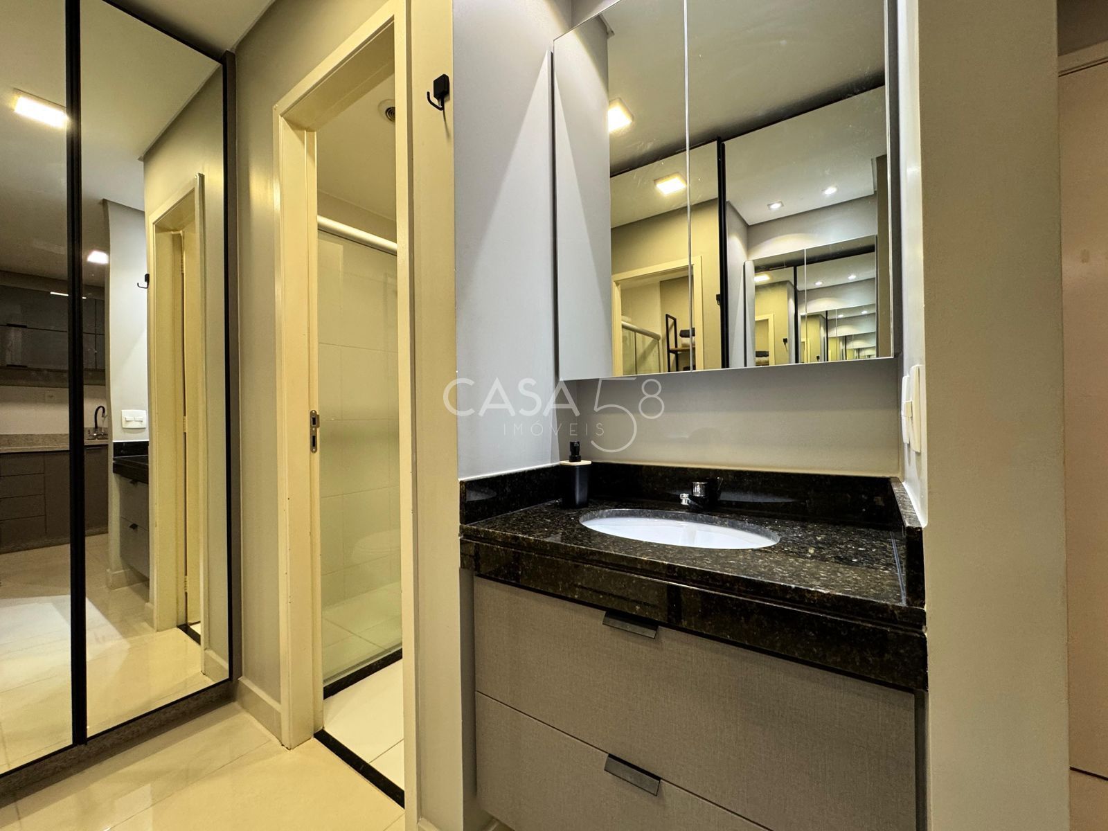 Flat 100% mobiliado no DNA SmartStyle (Setor Bueno) - Andar Alto - Nascente