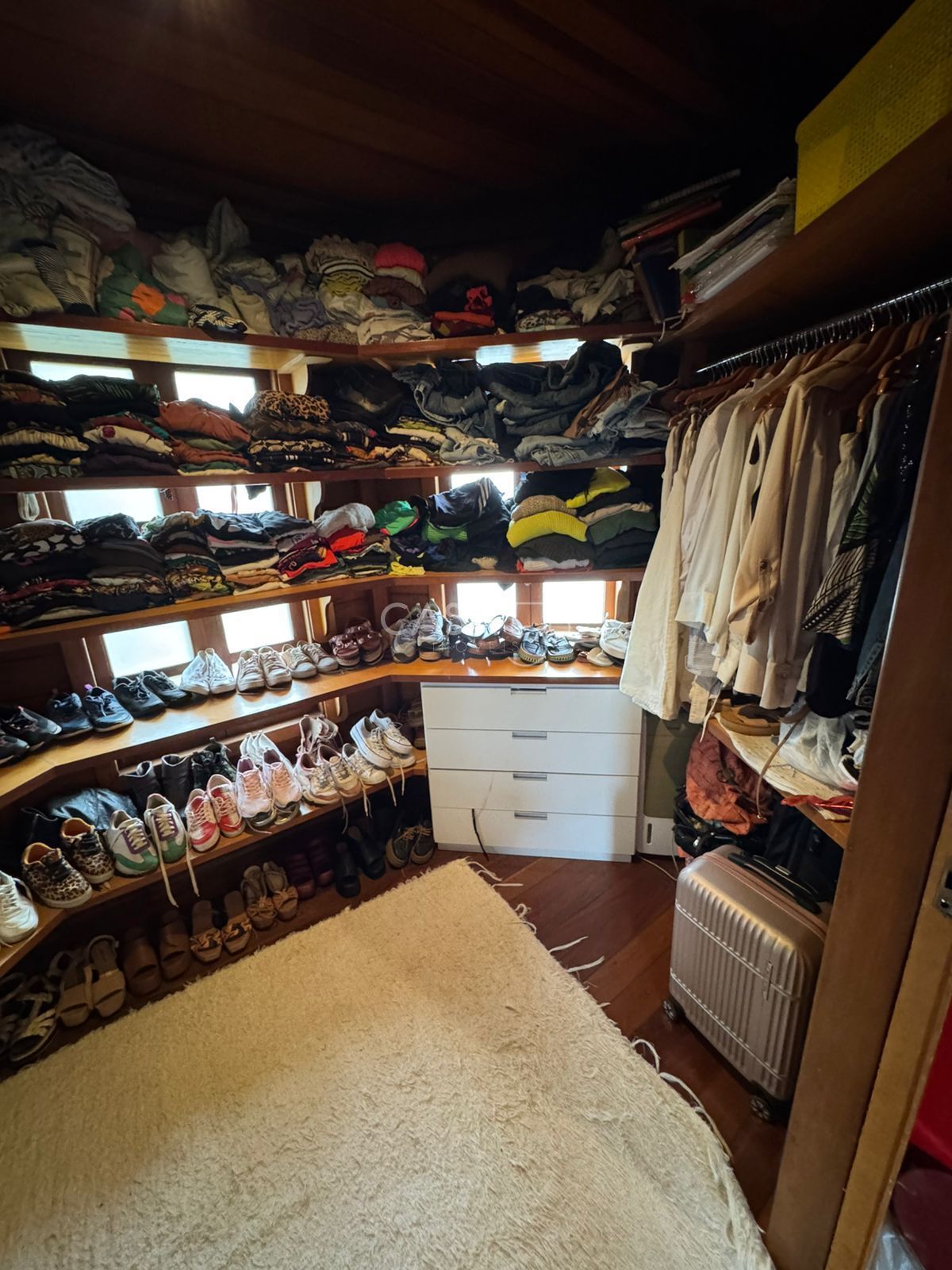 Sobrado 4 Suítes no Portal do Sol 1 – Estilo Rústico - Piscina e Aceita Permuta