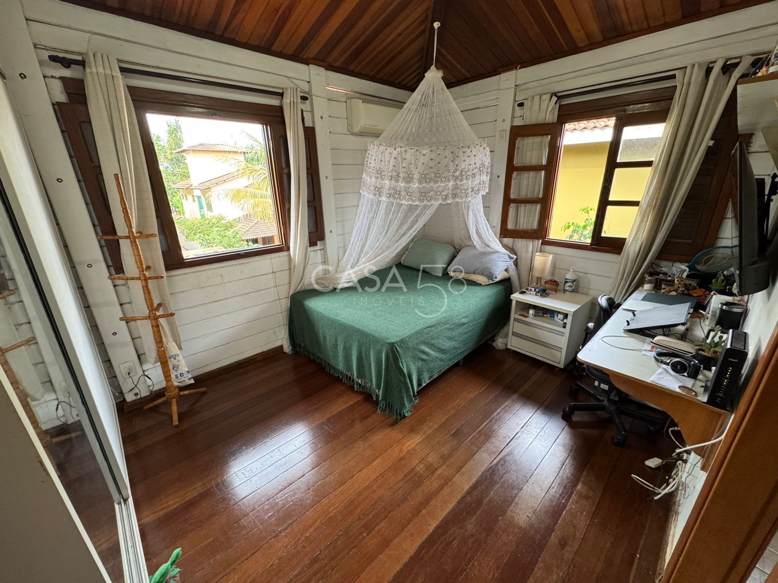 Sobrado 4 Suítes no Portal do Sol 1 – Estilo Rústico - Piscina e Aceita Permuta