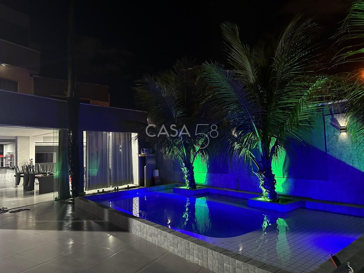 Loft Triplex Automatizado: 800m², Cinema, SPA e Rooftop – Próx. Flamboyant