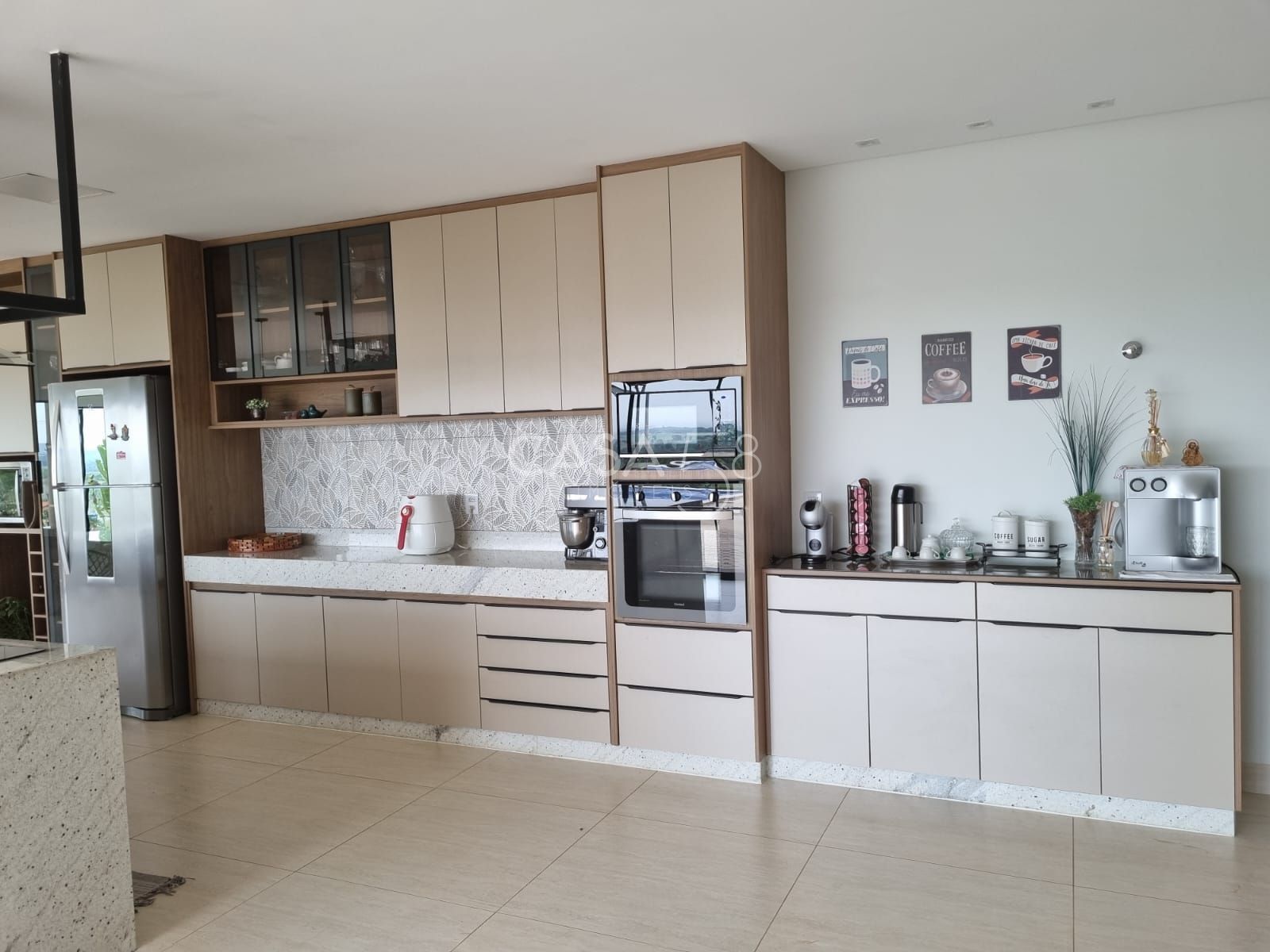 Casa no Condomínio Estância do Bosque – Lote de 2.010m² com Vista e Piscina