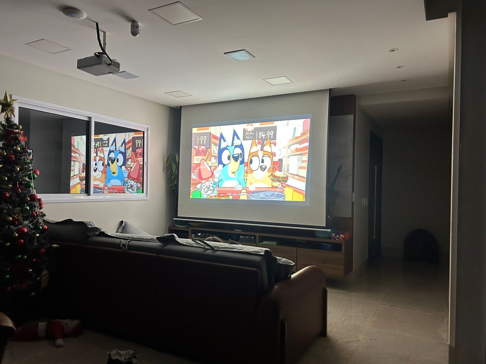 Sobrado de Alto Padrão à Venda no Jardins Barcelona - 4 Quartos, Piscina