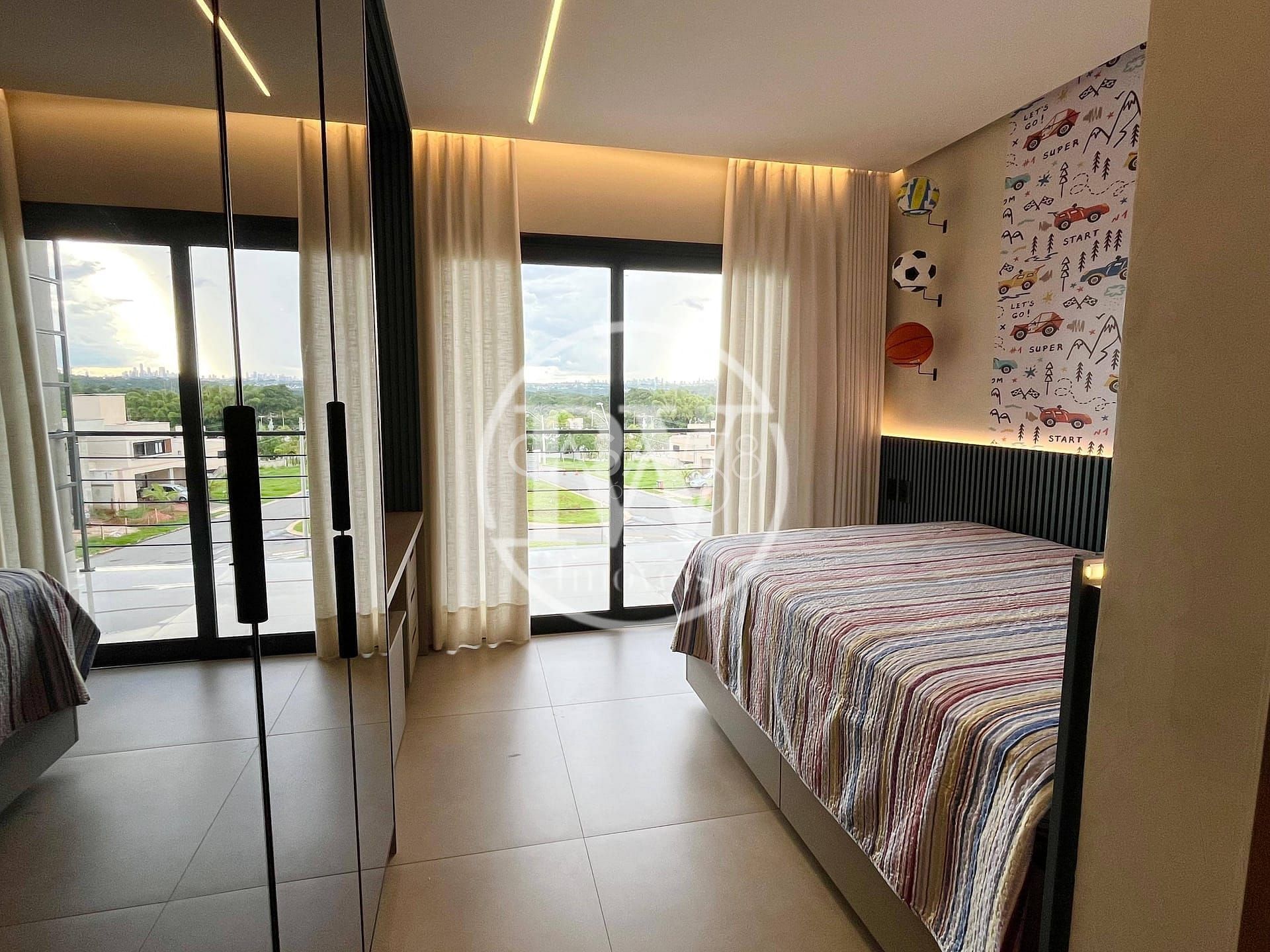 Casa à venda, Jardins Capri, Senador Canedo, 4 Suítes