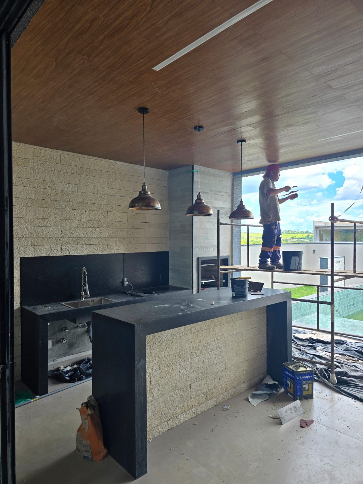 Casa Térrea de Alto Padrão no Condomínio Plateau D'or - 3 Suítes + Escritório