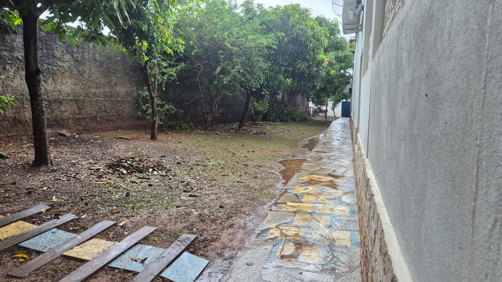 Casa de Luxo com 3 Suítes e Área de Lazer Completa - Centro Histórico