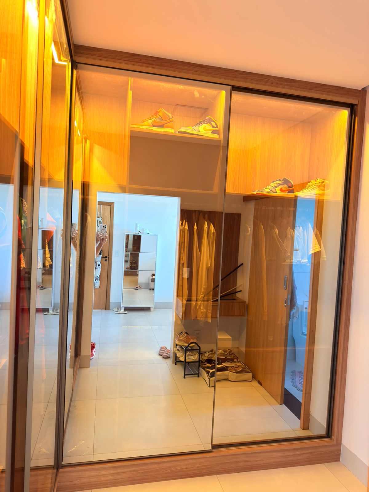 Casa Térrea Alto Padrão no Condomínio Jardins Nápoles - Lote Privilegiado de 463m²