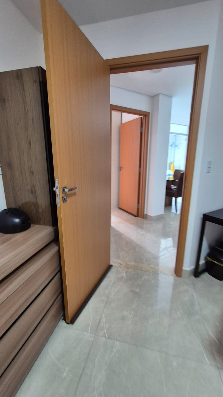 Apto mobiliado à venda no Applause New Home / 3 suítes / 1 vaga / Setor Coimbra