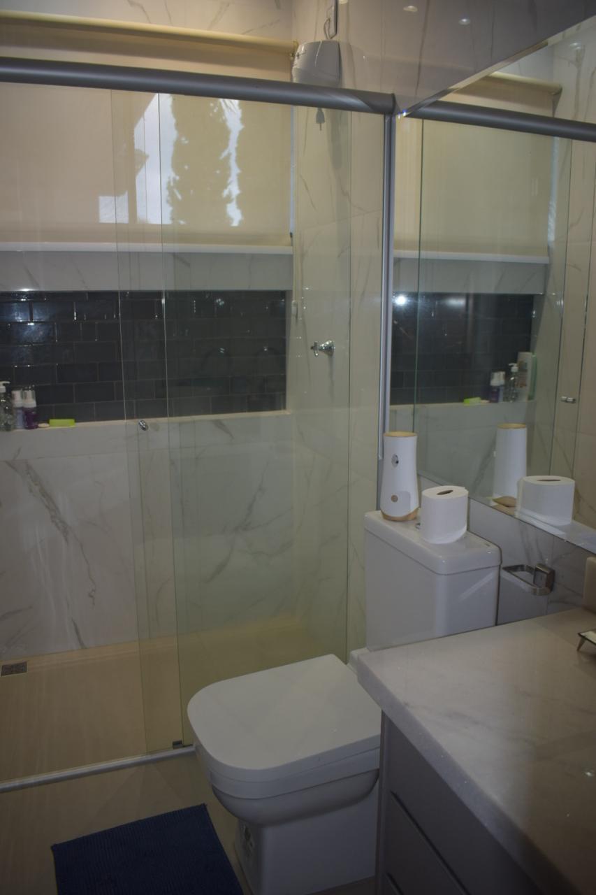 Sobrado à venda no Jardins Lisboa / 3 suítes / 293 m²