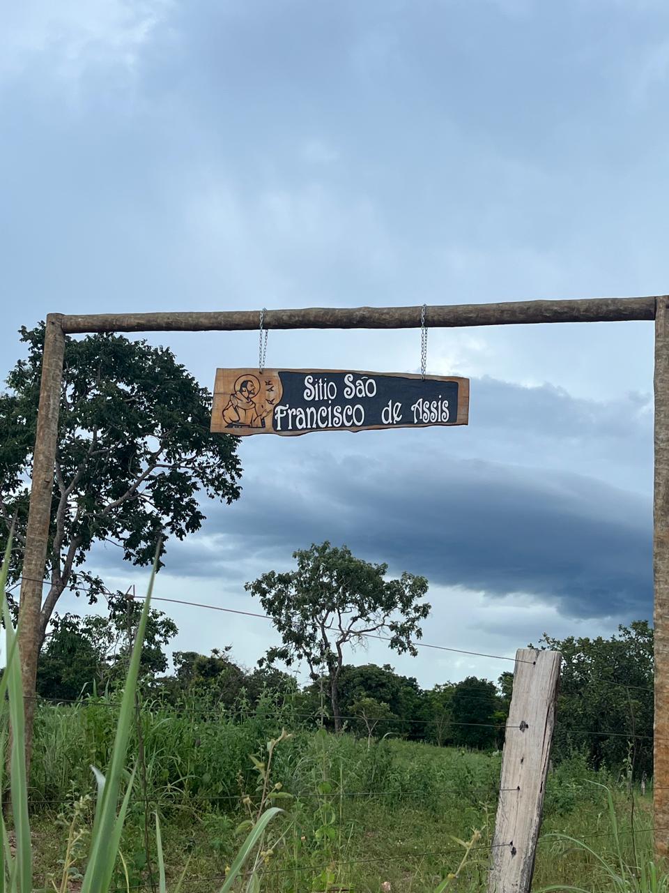Fazenda a venda na Serra da Mesa / 5 alqueires / 3 casas