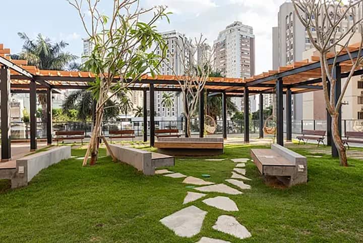 Flat para venda ou aluguel / mobiliado / 1 vaga / predio novo / rooftop no 38º / jacuzzi / piscina