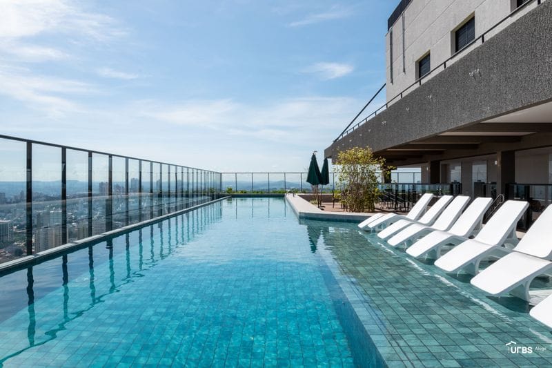 Flat para venda ou aluguel / mobiliado / 1 vaga / predio novo / rooftop no 38º / jacuzzi / piscina