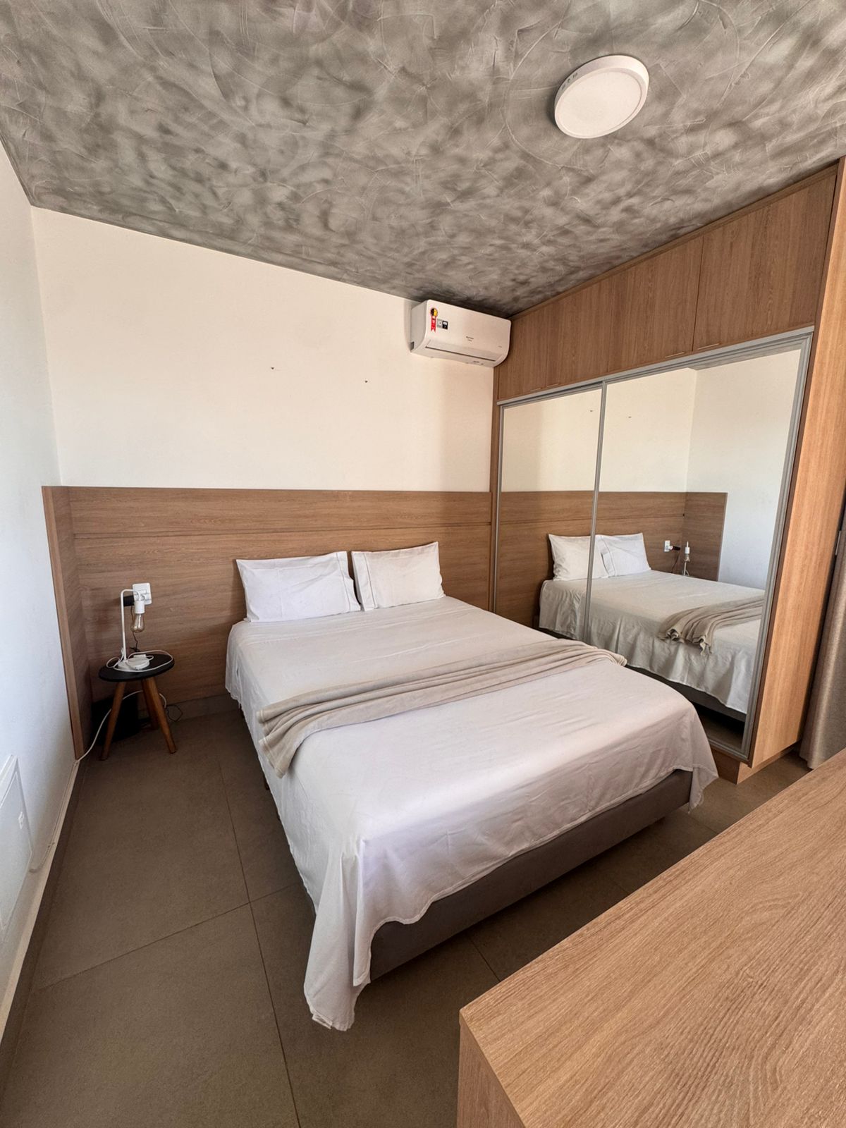 Flat para venda ou aluguel / mobiliado / 1 vaga / predio novo / rooftop no 38º / jacuzzi / piscina