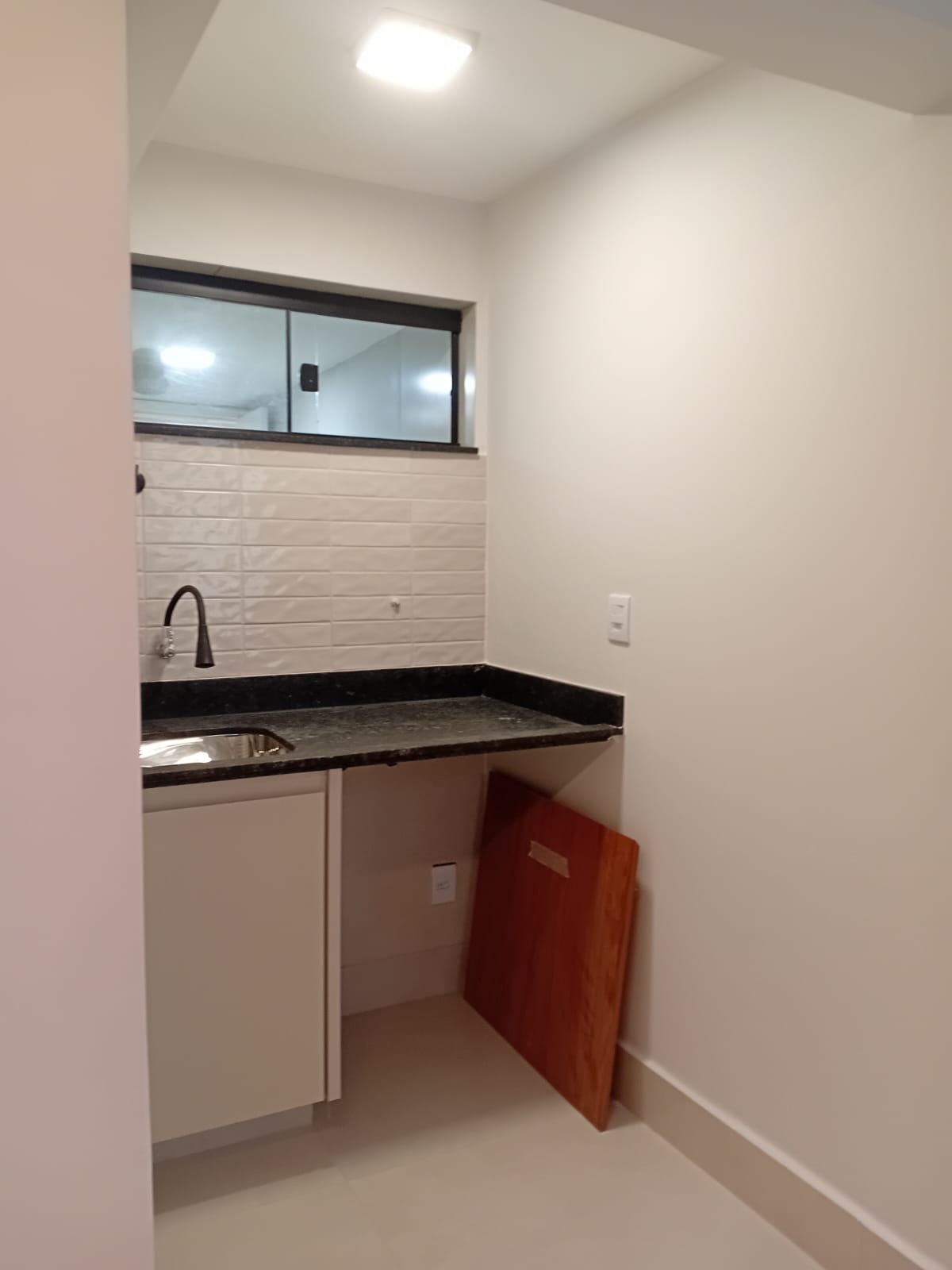 Apartamento à Venda no Edifício Ivana / 2 suítes / 1 vaga / Setor Bueno