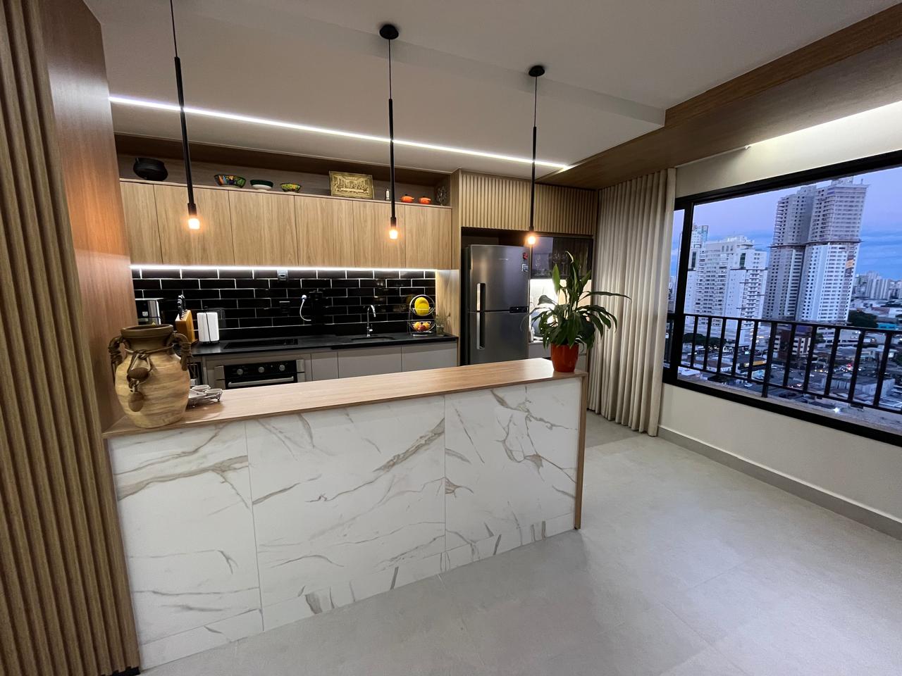 Apartamento Setor Bueno a venda / 2 quartos / lavabo / 2 vagas / predio novo / mobiliado