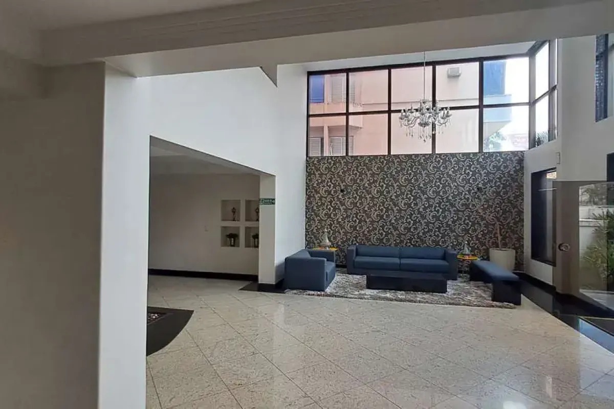 Apartamento no Setor Bueno a venda / 3 suites mais office / 2 vagas / lazer sem academia