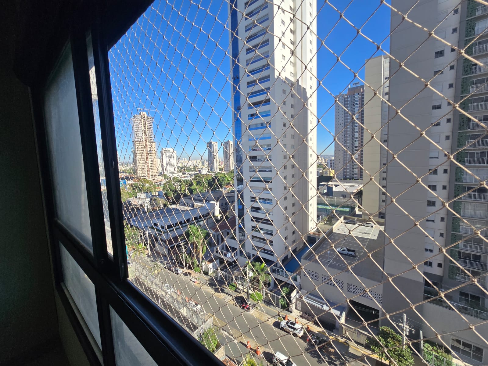 Apartamento à venda 104 m² / Setor Bueno / 2 suítes / lavabo / projeto luminotécnico e armários / prédio novo / Rua T-30