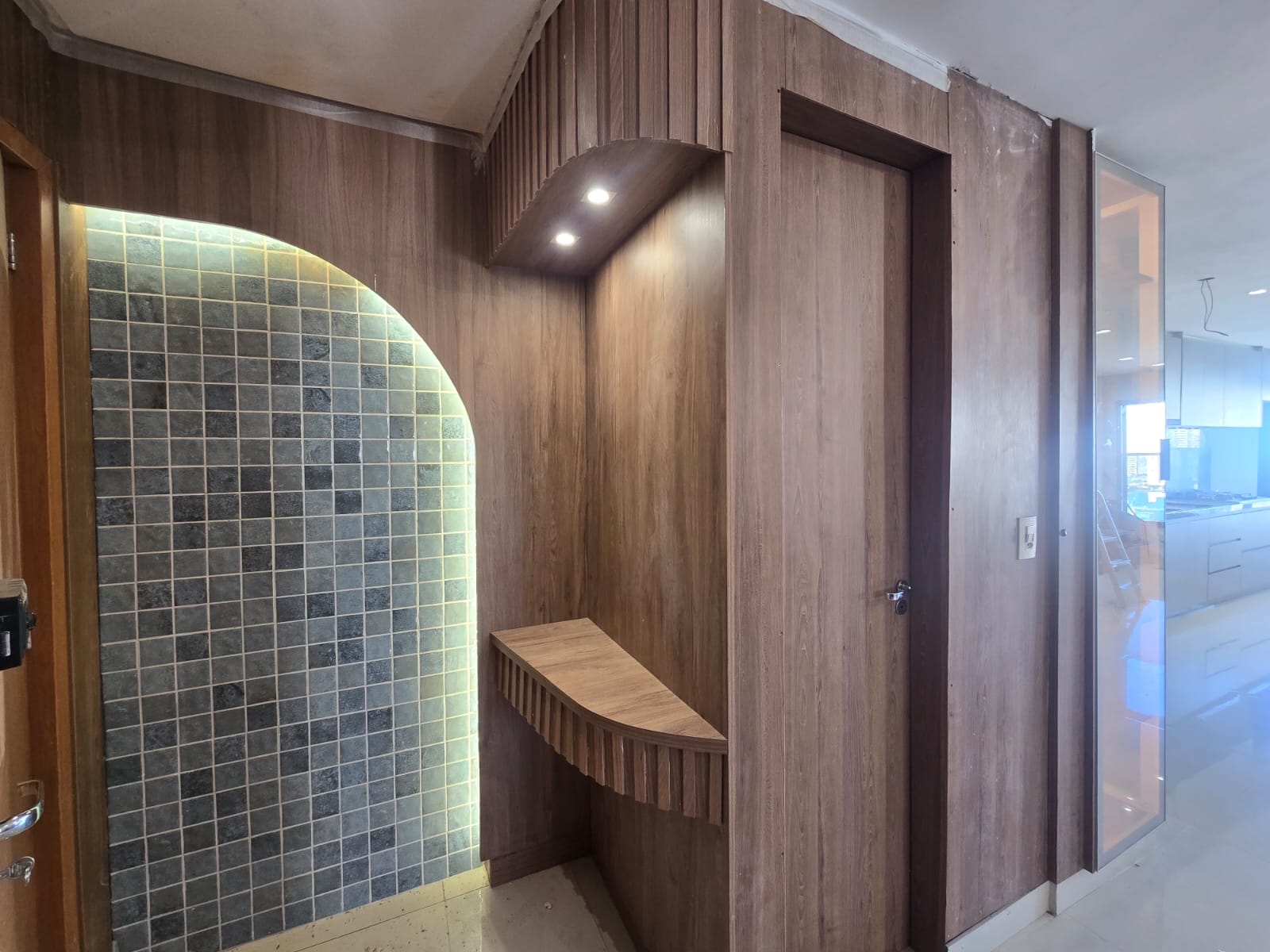 Apartamento à venda 104 m² / Setor Bueno / 2 suítes / lavabo / projeto luminotécnico e armários / prédio novo / Rua T-30