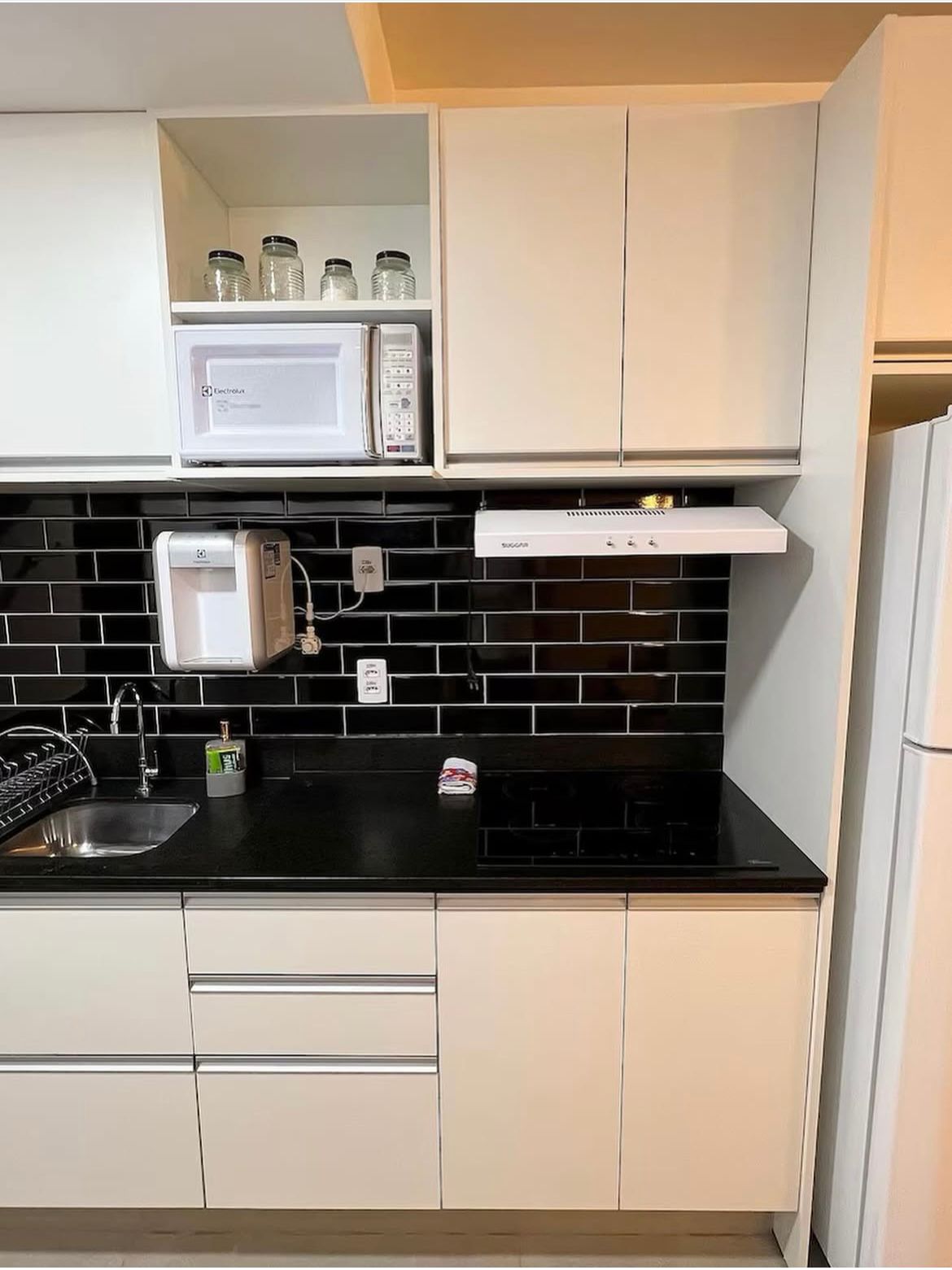 Flat à venda Setor Bueno / 44 m² / mobiliado e decorado / prédio novo / próximo ao Goiânia Shopping